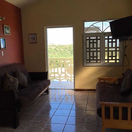 Casa Robinson Guest House Isla Culebra Екстер'єр фото