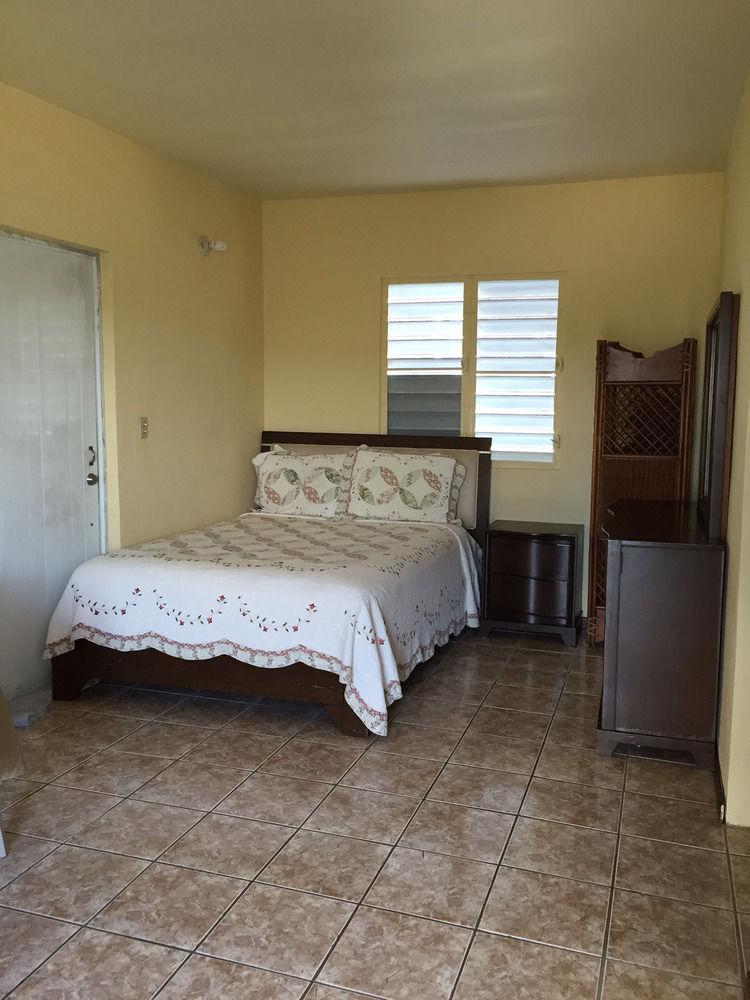 Casa Robinson Guest House Isla Culebra Екстер'єр фото