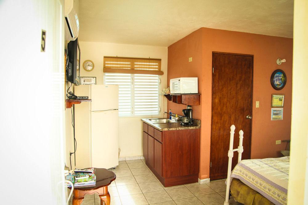 Casa Robinson Guest House Isla Culebra Екстер'єр фото